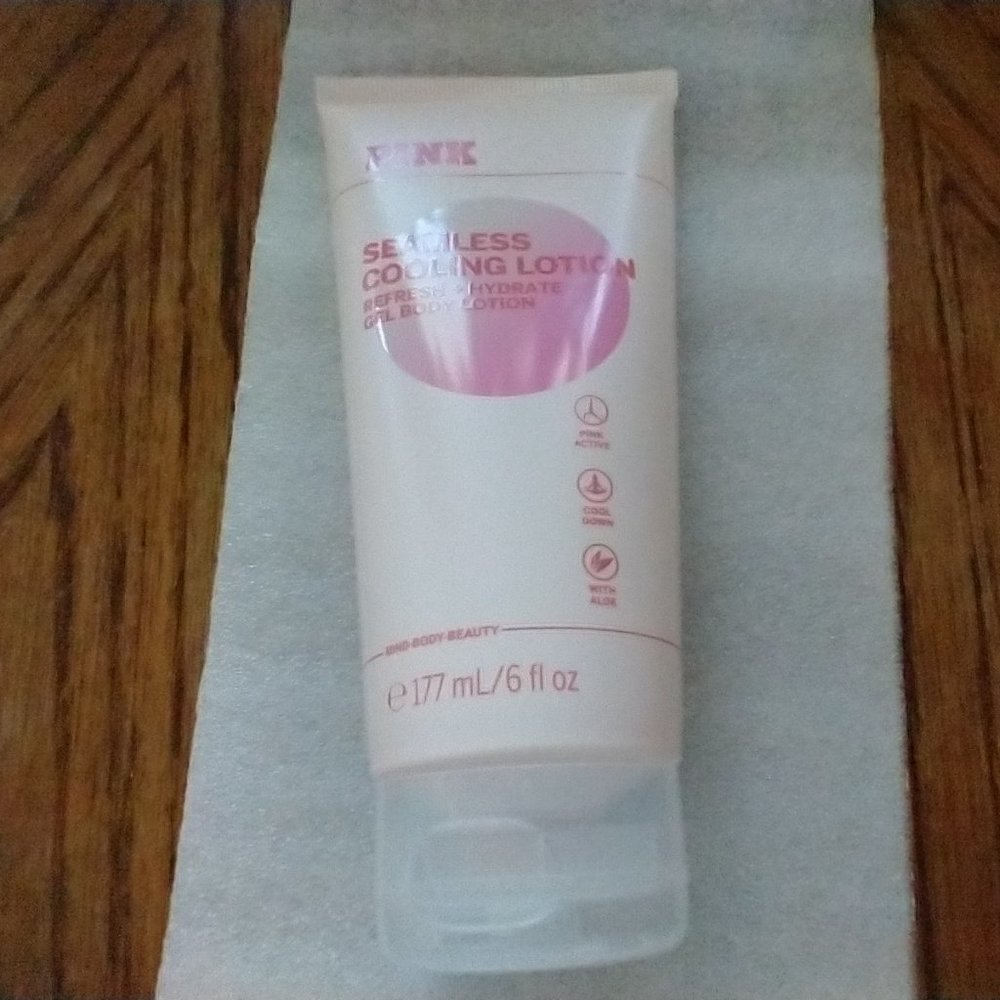 Victoria's Secret PINK - Seamless Cooling Lotion